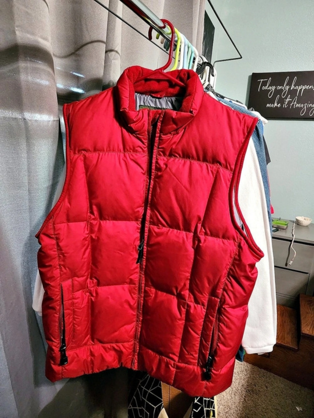 Eddie Bauer Premium Goose Down Puffer Vest Red Burgundy Medium